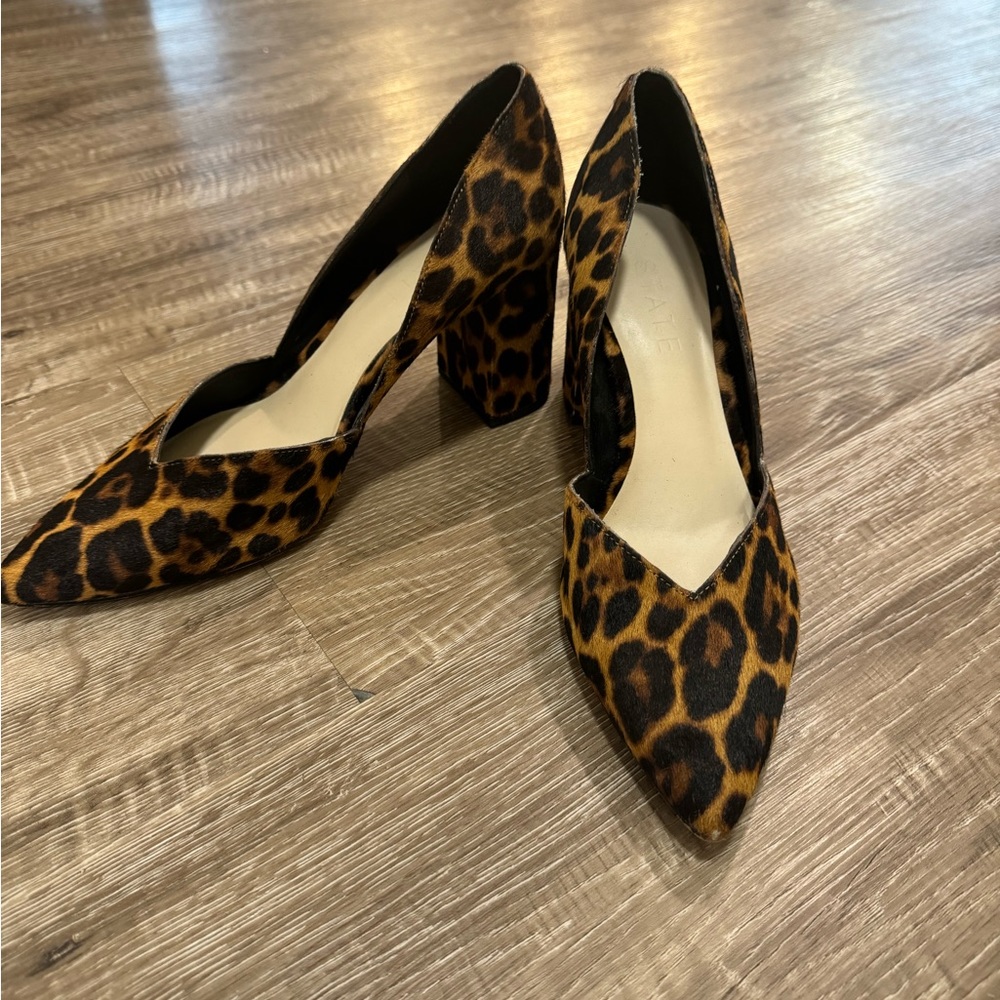 1 State Animal Print Pumps